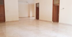 Rumah Taman Belakang Super Luas